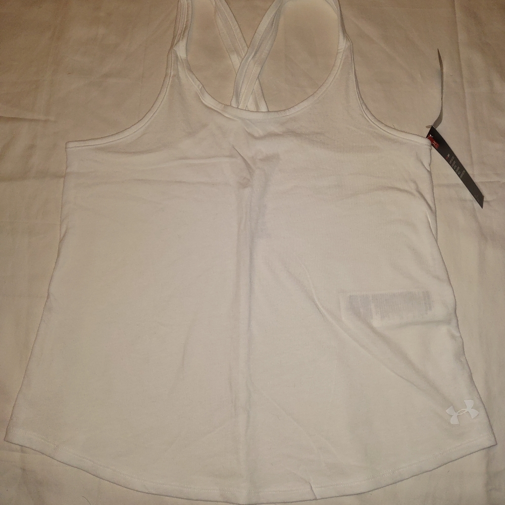 Under armor woman workout tank top